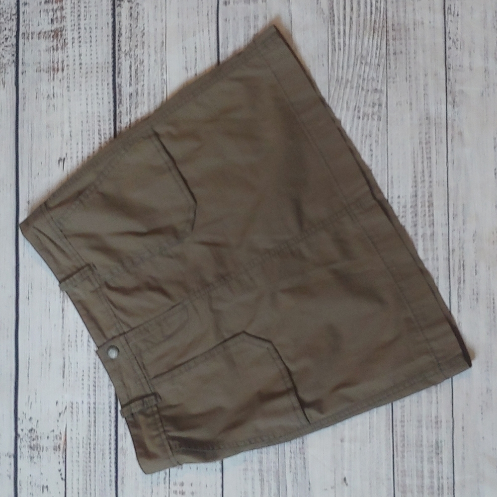 9. LOFT CARGO SKIRT